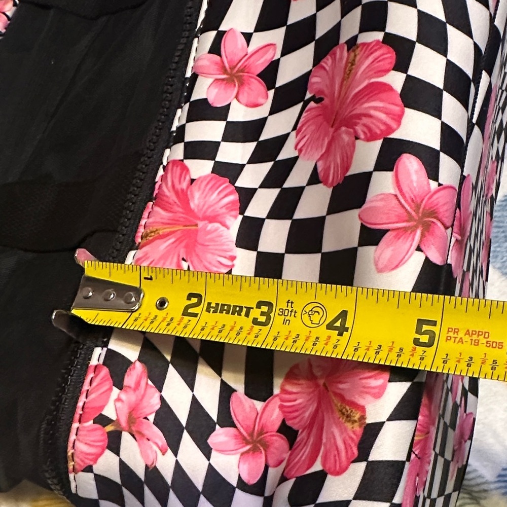 Pink Floral Checkered Small Pet Carrier - Picture 5 of 7